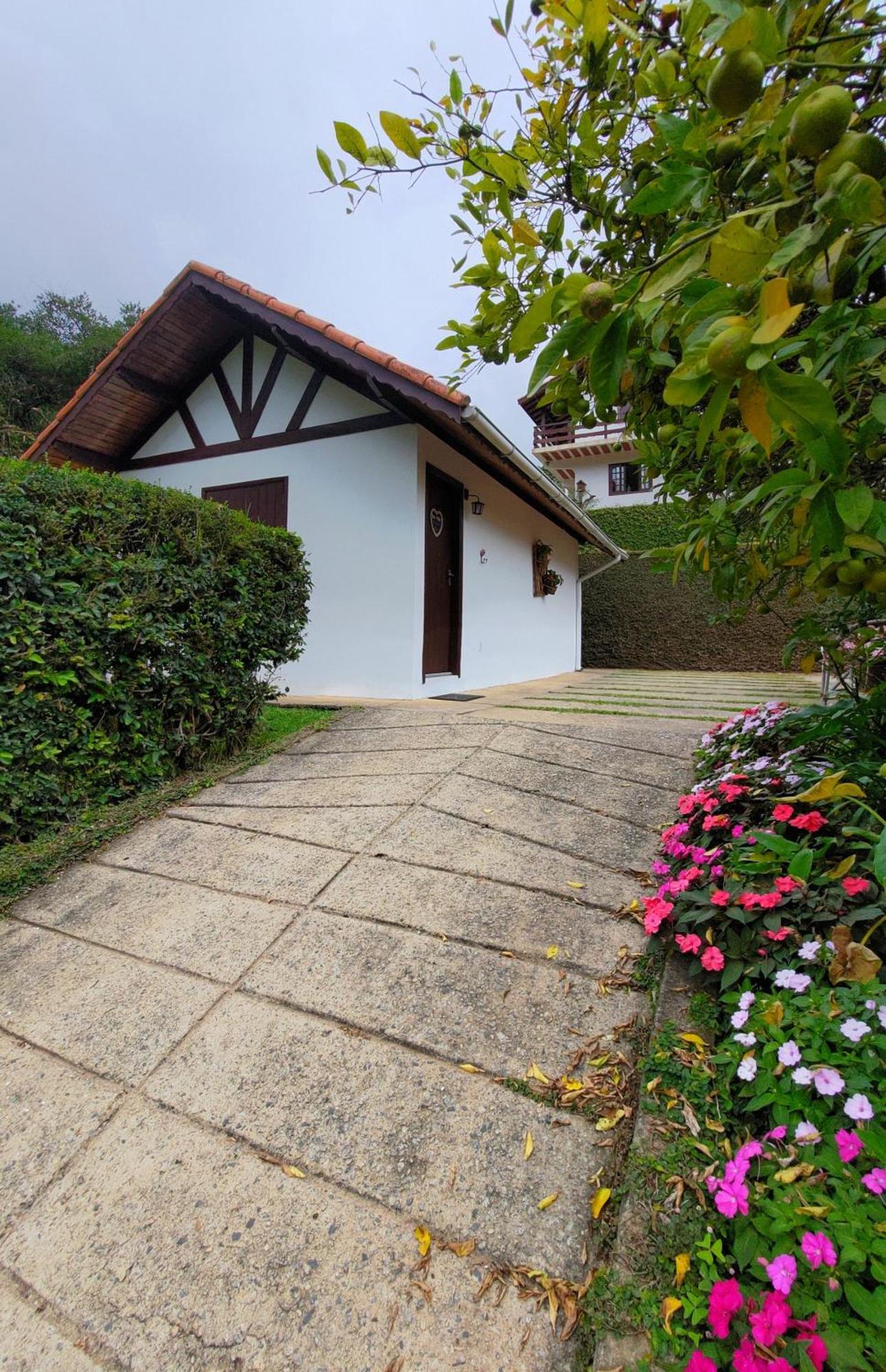 Chales Leopoldo Em Monte Verde エクステリア 写真